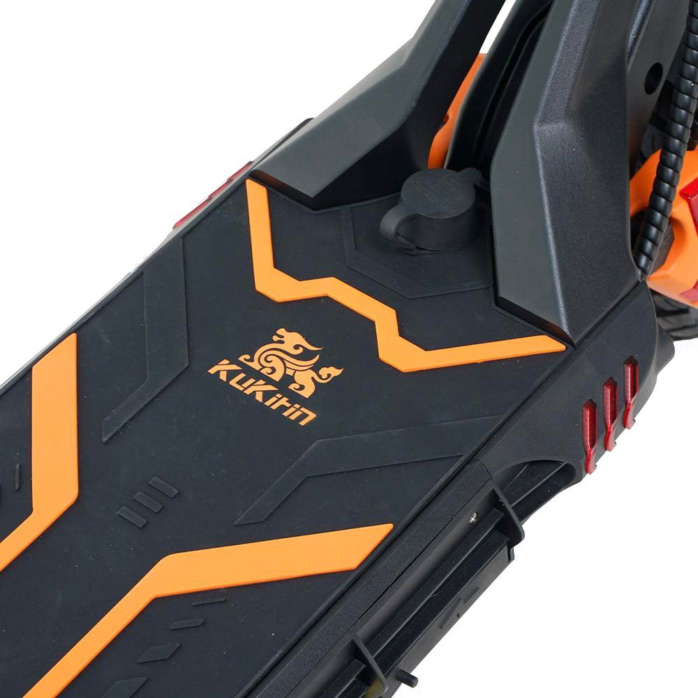 KuKirin G3 Pro E Scooter 10'' Reifen Dual 1200W Motoren 52V 23,2Ah Batterie